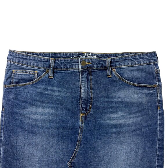 Universal Thread Denim Mini Skirt Blue Women’s 18/34 Raw Hem Stretch Jean Skirt - Picture 3 of 10